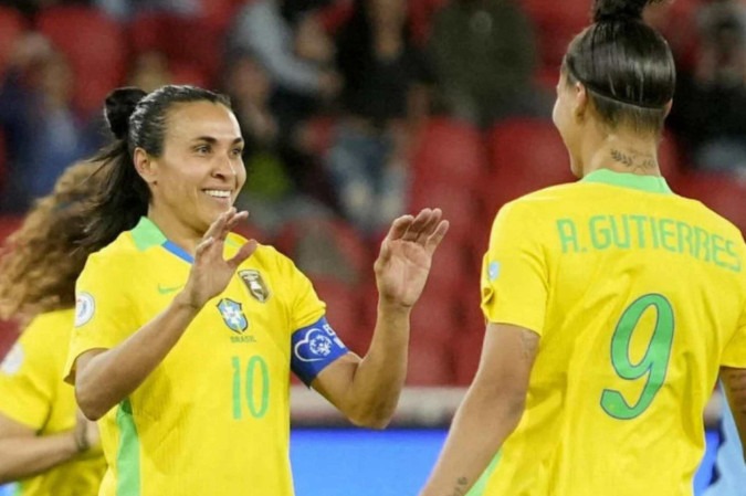 Sem saída, Globo cancela jornais locais e transmite final da Copa América feminina -  (crédito: Obeservatório da TV)