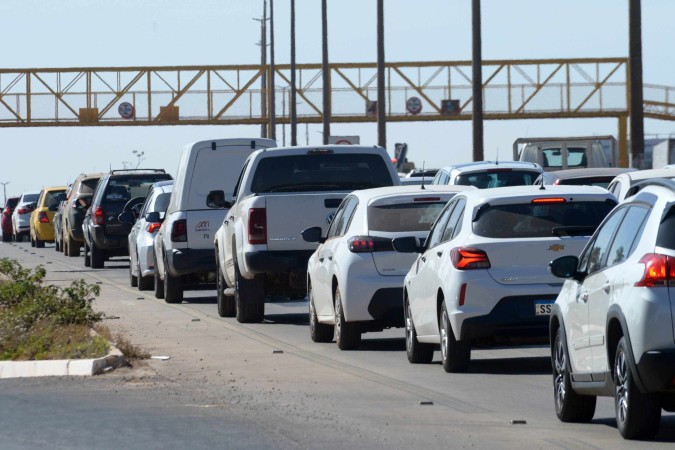 A Via Estrutural ganha novos radares de velocidade -  (crédito:  Ed Alves CB/DA Press)