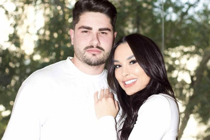 Bi, Lucas Souza anuncia namoro com atriz: “Nada me faz mais feliz” -  (crédito: Observatório dos Famosos)