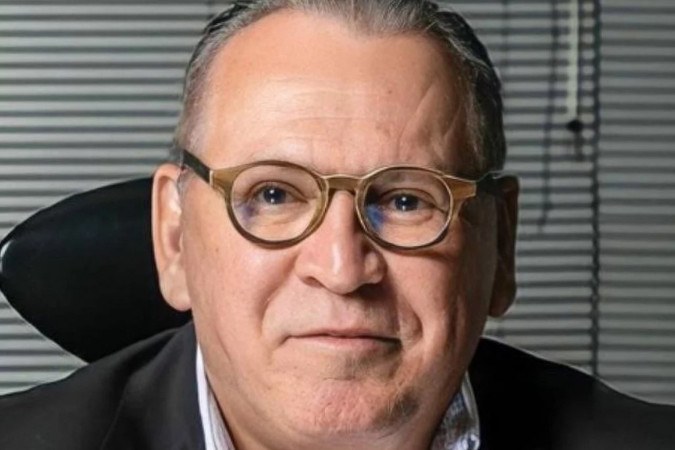 Sidney Oliveira, dono da Ultrafarma, já investiu R$ 250 milhões em publicidade na TV - (crédito: Obeservatório da TV) Sidney Oliveira, dono da Ultrafarma, já investiu R$ 250 milhões em publicidade na TV - (crédito: Obeservatório da TV)