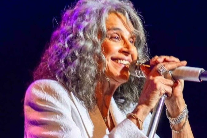 Lésbica, Simone abre o jogo sobre amor e sexo na terceira idade: “Vivo com liberdade” -  (crédito: Observatório dos Famosos)
