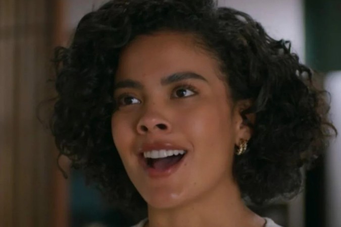 Após polêmicas, Globo negocia contrato de prazo longo com Bella Campos -  (crédito: Obeservatório da TV)