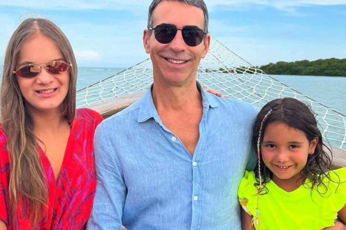 César Tralli fala sobre paternidade e relação com Rafa Justus: “Me adotou como pai” -  (crédito: Observatório dos Famosos)