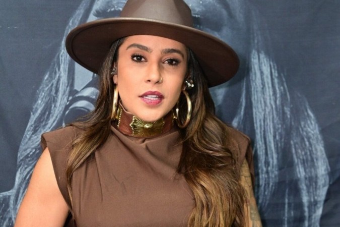 Lauana Prado surge de biquíni e exibe coxa musculosa -  (crédito: Observatório dos Famosos)