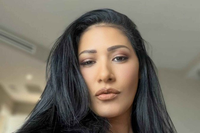 Simaria não economiza na sensualidade e instiga com foto de calcinha -  (crédito: Observatório dos Famosos)