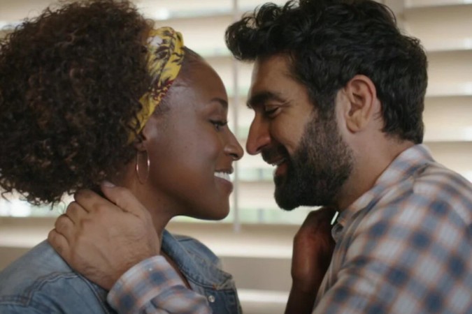 Comédia romântica da Netflix mistura mistério e humor em noite agitada -  (crédito: Obeservatório da TV)
