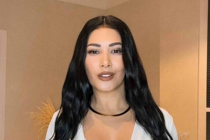 Simaria exibe suas curvas usando maiÃŽ vermelho coladinho e faz clima esquentar nas redes sociais -  (crédito: ObservatÃ³rio dos Famosos)