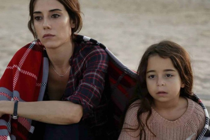 ‘Mãe’: Record define data e horário de estreia da próxima novela turca -  (crédito: Observatório dos Famosos)