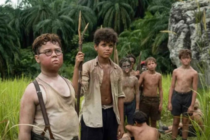 O Senhor das Moscas: nova série do roteirista de Adolescência ganha primeiras imagens oficiais - (crédito: Obeservatório da TV) O Senhor das Moscas: nova série do roteirista de Adolescência ganha primeiras imagens oficiais - (crédito: Obeservatório da TV)