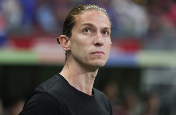 FILIPE LUÃS - Flamengo se recuperou de dois tropeÃ§os consecutivos e, mesmo com desfalques, jogou melhor e mereceu a vitÃ³ria no Nilton Santos. Grande atuaÃ§Ã£o de sua equipe. NOTA 8,0. Foto: Gilvan de Souza/Flamengo