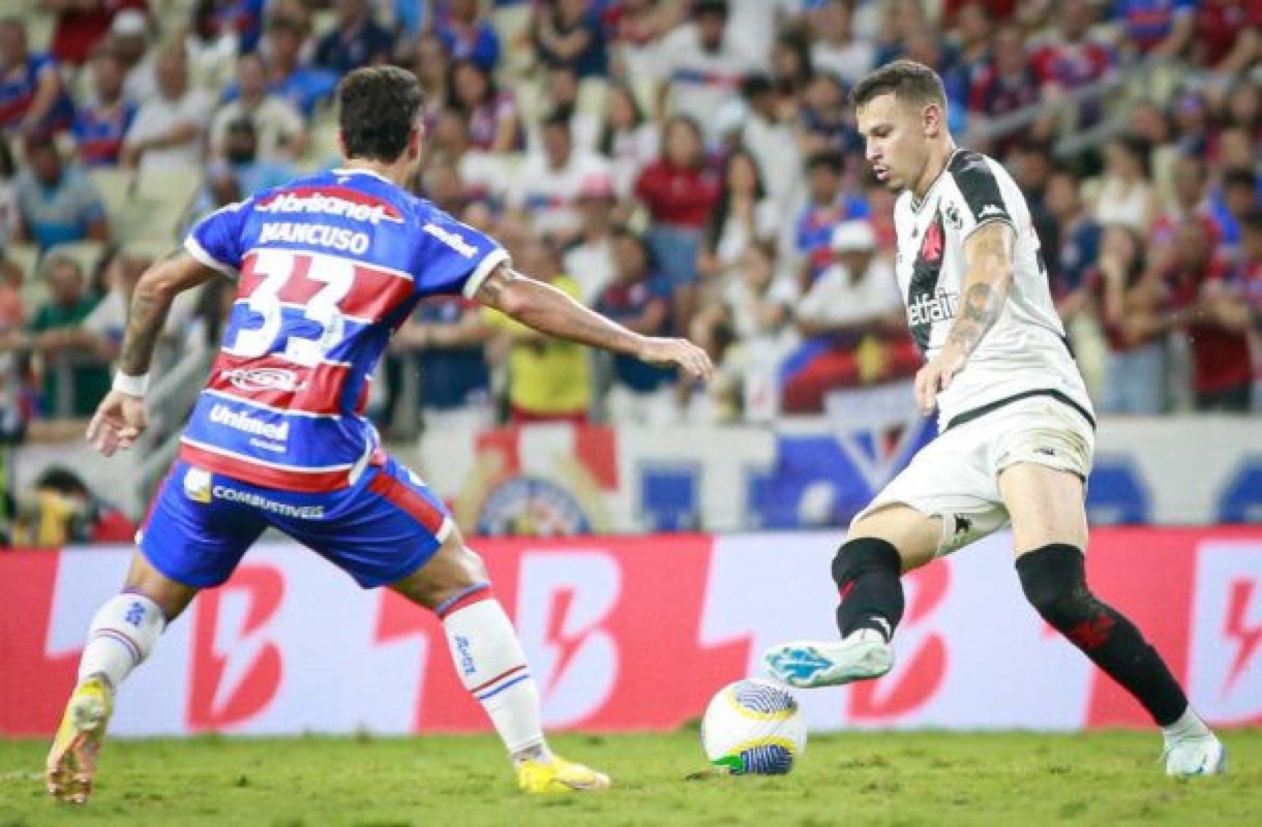 Vasco tenta quebrar jejum de mais de 20 anos, como visitante, contra o Fortaleza