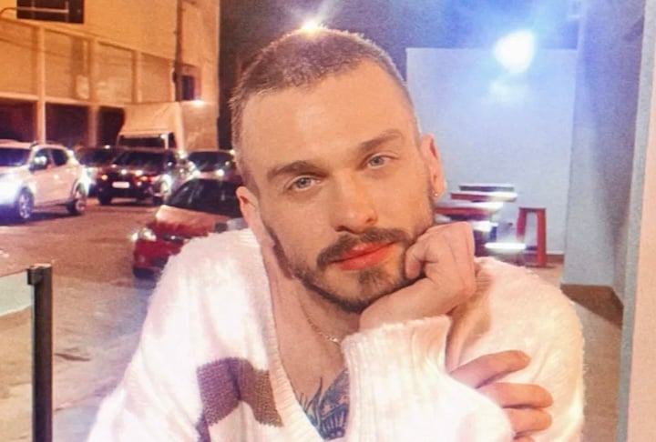 Foram encontrados antidepressivos no apartamento. A ocorrência foi registrada e está sendo investigada pela Secretaria da Segurança Pública (SSP).