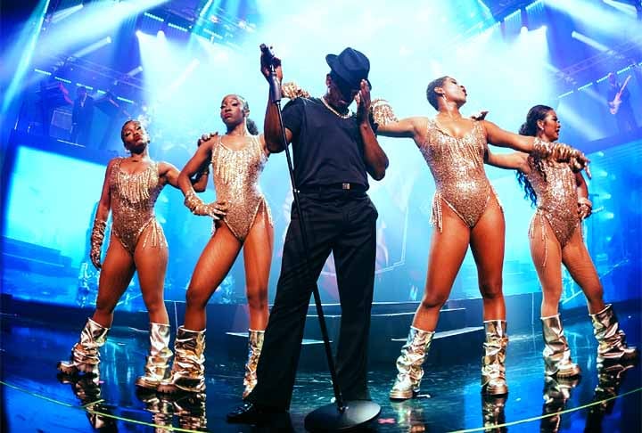 Com a fama, Ne-Yo teve a oportunidade de assinar com a gravadora Def Jam, o que lhe permitiu finalmente lanÃ§ar seu primeiro Ã¡lbum solo, 