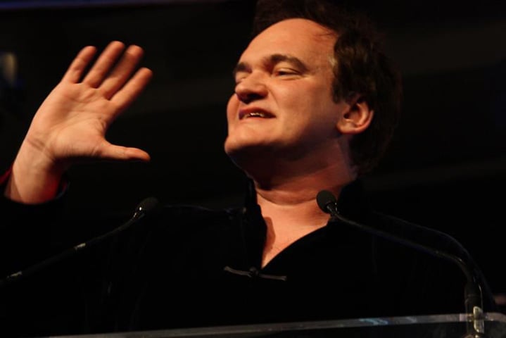 No início dos anos 90, Tarantino finalmente começou a ganhar dinheiro com seus filmes, principalmente com roteiros. Em 1991, por exemplo, ele ajudou Frank Norwood a escrever 