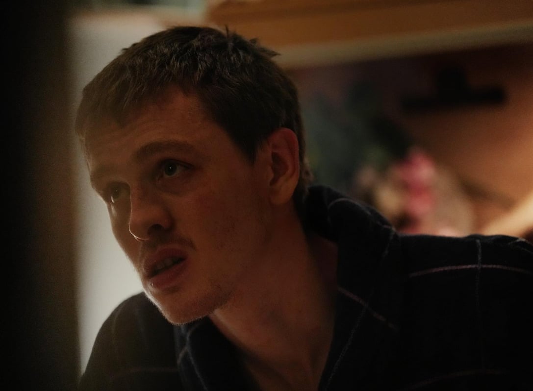 O filme conta a história de Mike, um morador de rua em Londres que luta para se libertar de um ciclo de autodestruição enquanto tenta mudar sua vida.

