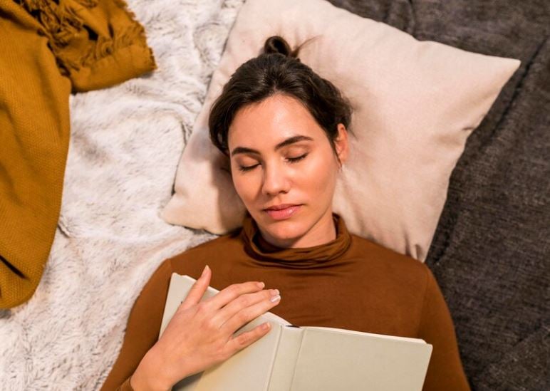 A sesta Ã© tradicional principalmente na Espanha, mas conquistou muitos adeptos em paÃ­ses latino-americanos, na GrÃ©cia e na ItÃ¡lia. Isso acontece por determinados fatores geogrÃ¡ficos como a alta temperatura e consumo de alimentos pesados na refeiÃ§Ã£o do meio-dia. 