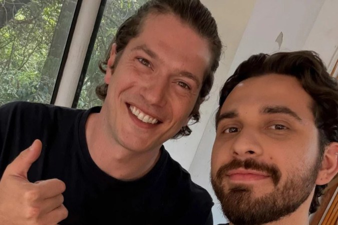 Empolgado, Gustavo Mioto mostra bastidores de novela vertical do Globoplay - (crédito: Obeservatório da TV) Empolgado, Gustavo Mioto mostra bastidores de novela vertical do Globoplay - (crédito: Obeservatório da TV)