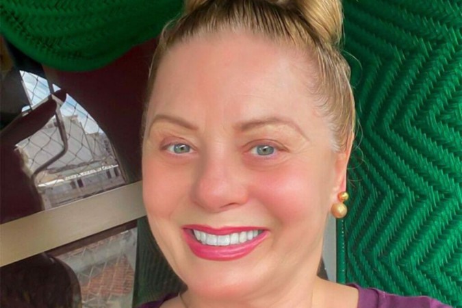 Vera Fischer surpreende ao revelar que não tinha celular há alguns anos: “Não ligava para isso” -  (crédito: Observatório dos Famosos)