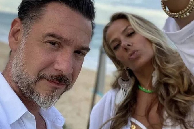 Adriane Galisteu revela sobre como marido reage a relatos do namoro que teve com Ayrton Senna -  (crédito: ObservatÃ³rio dos Famosos)