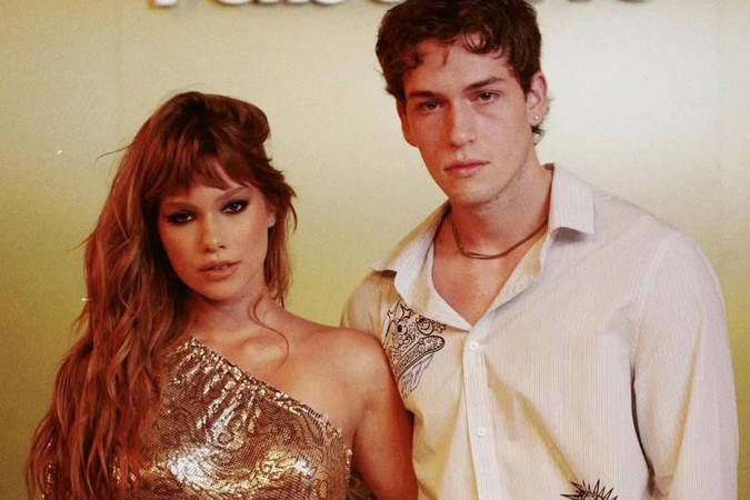 Discreto, filho de Giovanna Antonelli e Murilo Benício faz revelações sobre namoro -  (crédito: Observatório dos Famosos)