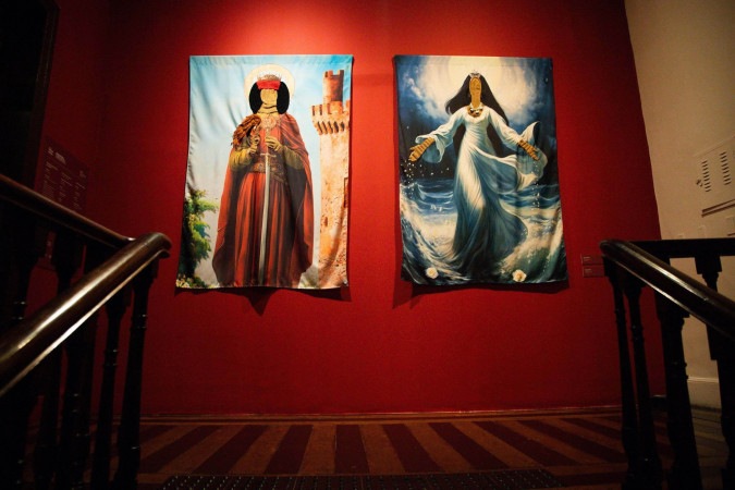 Obras da artista May Agontinmé - Créditos - Hannah Carvalho Abolicionistas Brasileiras 
Curadoria: Ana Carla Soler. Visitação até 11 de janeiro, de segunda a sexta-feira, das 8h às 19h e aos sábados, 8h às 12h, na Casa da Cultura da América Latina (CAL/UnB SCS Quadra 4 Bloco A Lote 170). Entrada gratuita
