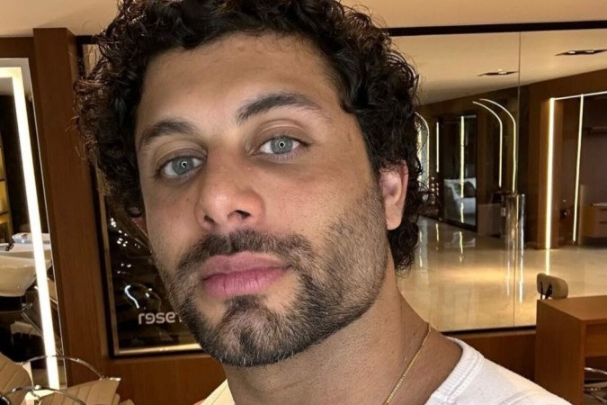Jesus Luz revela por que decidiu vender fotos nu e surpreende: “Sempre gostei” -  (crédito: Observatório dos Famosos)