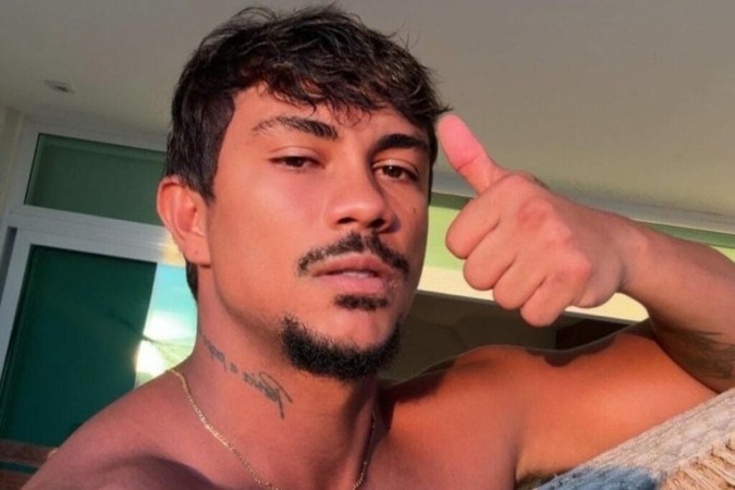 Sucesso em Três Graças e Os Donos do Jogo, Xamã já teve nude vazado na internet e impressionou os fãs -  (crédito: Observatório dos Famosos)