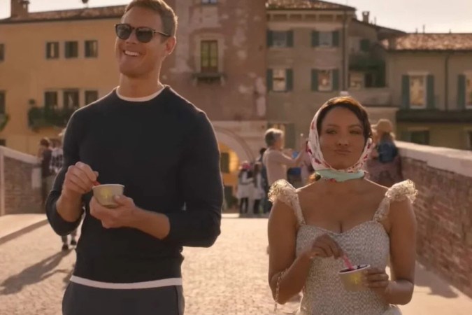 Comédia romântica mostra encontro inusitado em uma villa italiana -  (crédito: Obeservatório da TV)