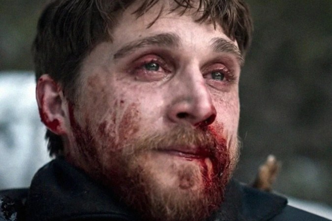 Casal grávido enfrenta perigo gelado em filme de sobrevivência na Netflix -  (crédito: Obeservatório da TV)