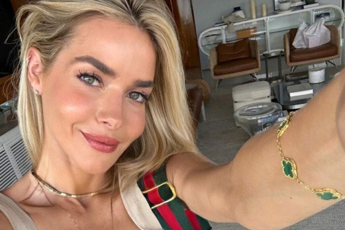 Monique Alfradique revela segredos dos cuidados com a saúde e fala sobre pressão estética -  (crédito: Observatório dos Famosos)