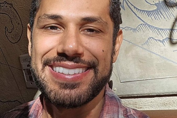 Amaury Lorenzo responde se curte beijo grego e chama atenção -  (crédito: Observatório dos Famosos)