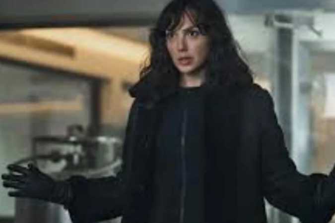 Agente Stone: Espionagem de alto risco e tecnologia letal marcam lançamento da Netflix -  (crédito: Obeservatório da TV)