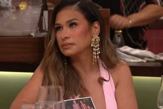 Simone Mendes relembra detenção em aeroporto dos EUA aos 15 anos: “Fiquei traumatizada” -  (crédito: Observatório dos Famosos)