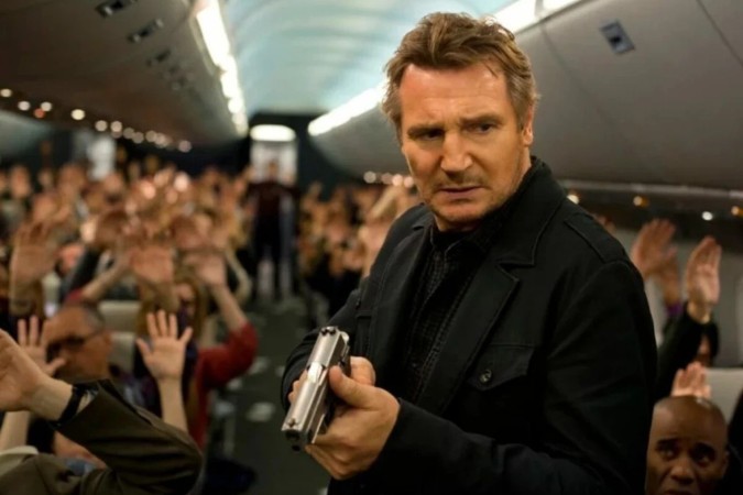 Sem Escalas na Netflix: Mistério e tensão a 10 mil metros de altitude -  (crédito: Obeservatório da TV)