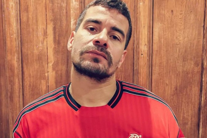 Thiago Martins volta a correr seis meses após diagnóstico de infecção no pulmão -  (crédito: Observatório dos Famosos)