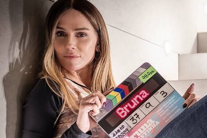 Deborah Secco rebate críticas e defende retorno como Bruna Surfistinha: “Muito cruel” -  (crédito: Observatório dos Famosos)