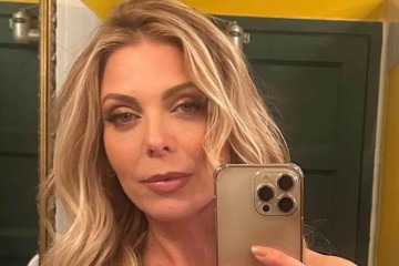 Sheila Mello protagoniza ensaio sensual e impressiona com fotos nua: “Minha intimidade” -  (crédito: Observatório dos Famosos) -Sheila Mello protagoniza ensaio sensual e impressiona com fotos nua: “Minha intimidade” -  (crédito: Observatório dos Famosos)