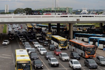 A medida faz parte do programa Vai de Graça, que garante passagem gratuita aos domingos e feriados e nos dias em que o benefício é estendido por decisão do GDF -  (crédito: Minervino Júnior/CB/D.A.Press)