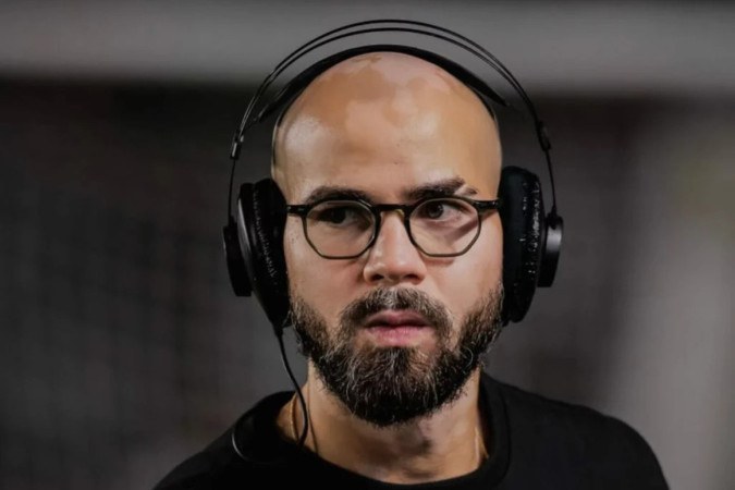 Comentarista esportivo deixa SBT após quatro anos -  (crédito: Obeservatório da TV)