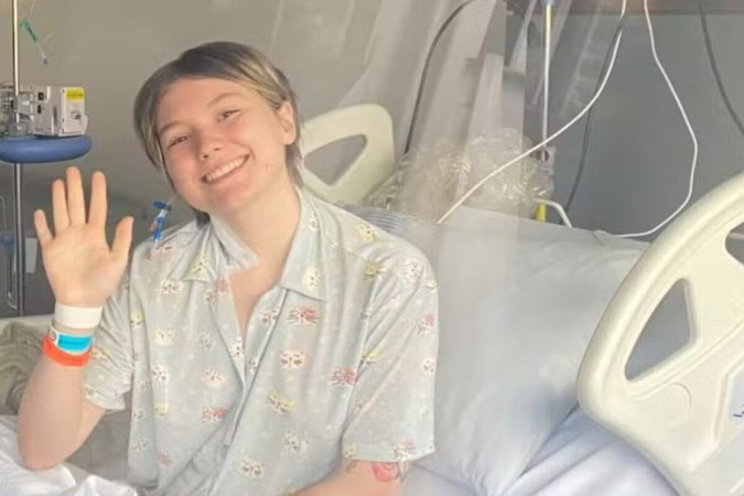 Pai de Isabel Veloso faz desabafo emocionante sobre filha que está internada há 15 dias na UTI -  (crédito: Observatório dos Famosos)