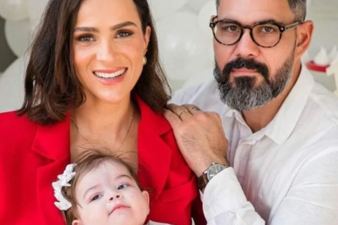 Juliano Cazarré revela crise no casamento durante internação da filha de 3 anos: “Não tinha fé” -  (crédito: Observatório dos Famosos)