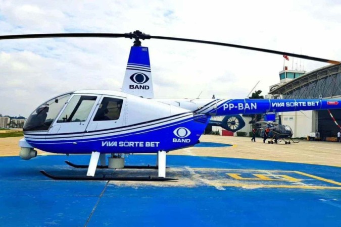 Helicóptero da Band faz pouso de emergência em São Paulo -  (crédito: Obeservatório da TV)