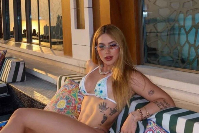 Virginia Fonseca sensualiza de biquíni em Dubai e  Vini Jr reage apaixonado -  (crédito: Observatório dos Famosos)