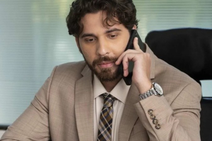 Gustavo Mioto fala sobre experiência inusitada em novela vertical: ‘Surto’ -  (crédito: Obeservatório da TV)