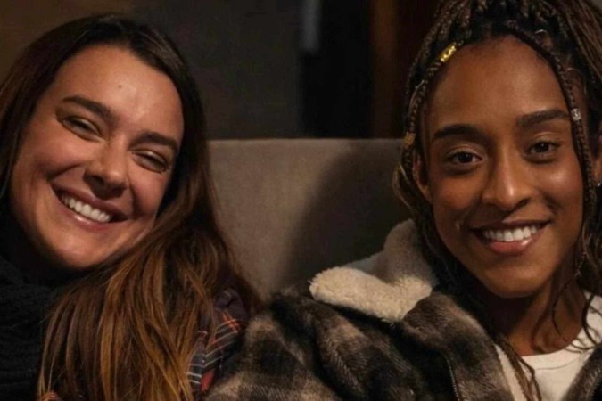 Confira o pôster oficial de Quem Sabe Outro Dia, websérie com Mariana Molina e Marília Lopes -  (crédito: Obeservatório da TV)