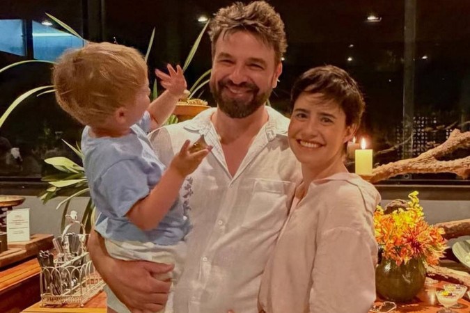 Fernanda Vasconcellos revela se cogitou desistir da carreira de atriz por conta do filho -  (crédito: Observatório dos Famosos)