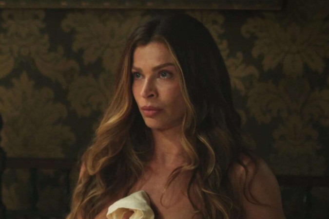 Grazi Massafera surge completamente nua em cenas de Dona Beja -  (crédito: Observatório dos Famosos)