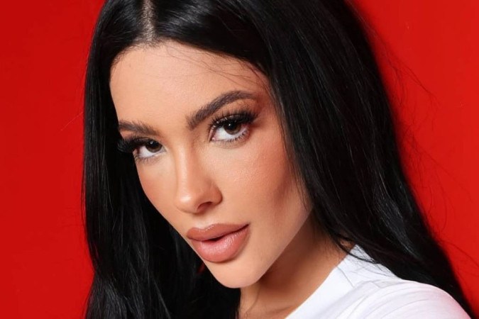 Rayane Figliuzzi quebra o silêncio sobre acusação e desligamento da Vila Isabel: “Fiquei chateada” -  (crédito: Observatório dos Famosos)