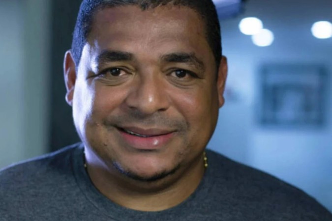 Vampeta é contratado pelo SBT para trabalhar com Galvão Bueno -  (crédito: Obeservatório da TV)