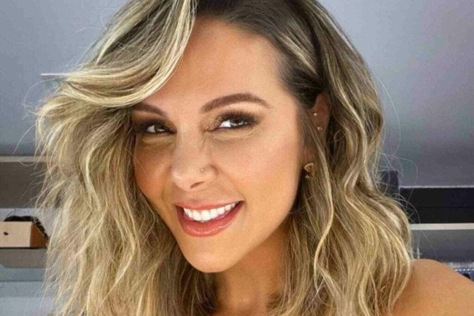 Carla Perez confirma saÃ­da do Carnaval e explica motivo: “CoraÃ§Ã£o partido” -  (crédito: ObservatÃ³rio dos Famosos)